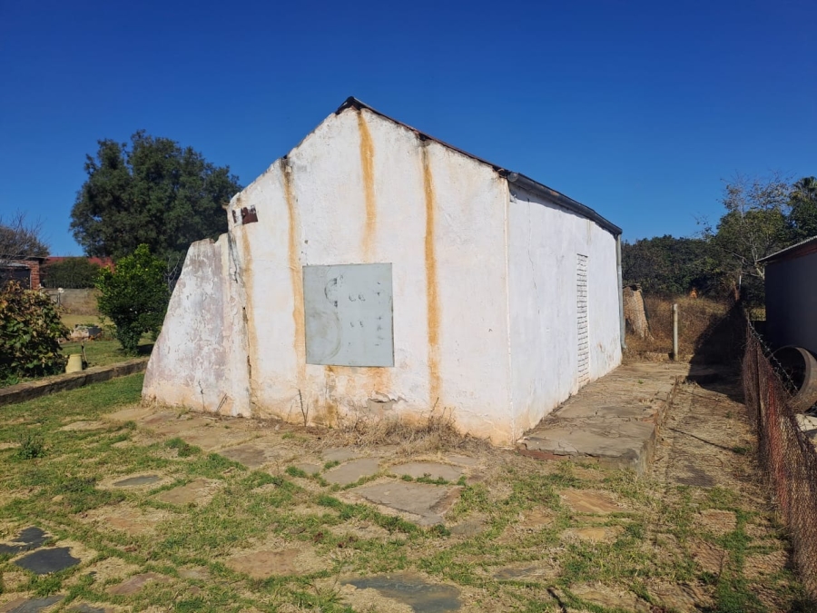 2 Bedroom Property for Sale in Swartruggens North West